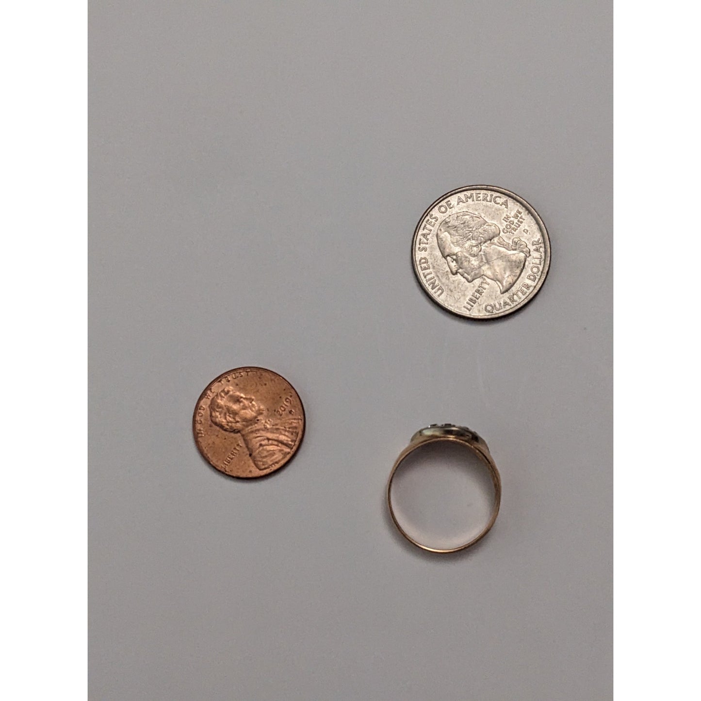 Vintage 1990s 14k Gold Half Circle White Stone Accents Ring Size 6.75