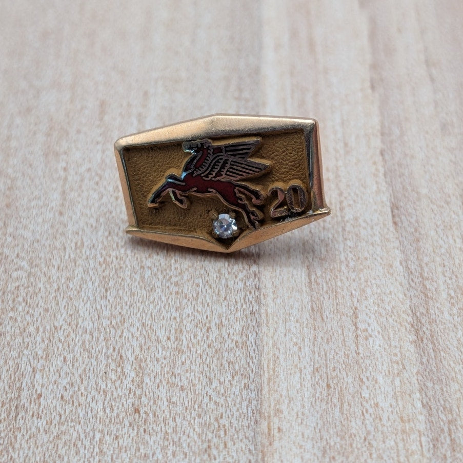 Vintage 10k Yellow Gold Mobil Oil 20 Year Service Pin with Diamond (NO BACK)