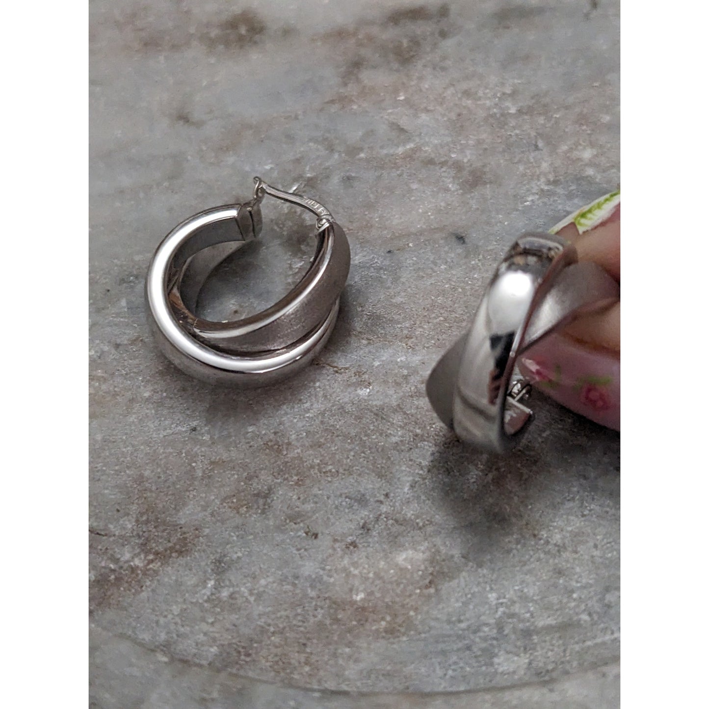 Vintage 14k White Gold Criss Cross Hoop Earrings