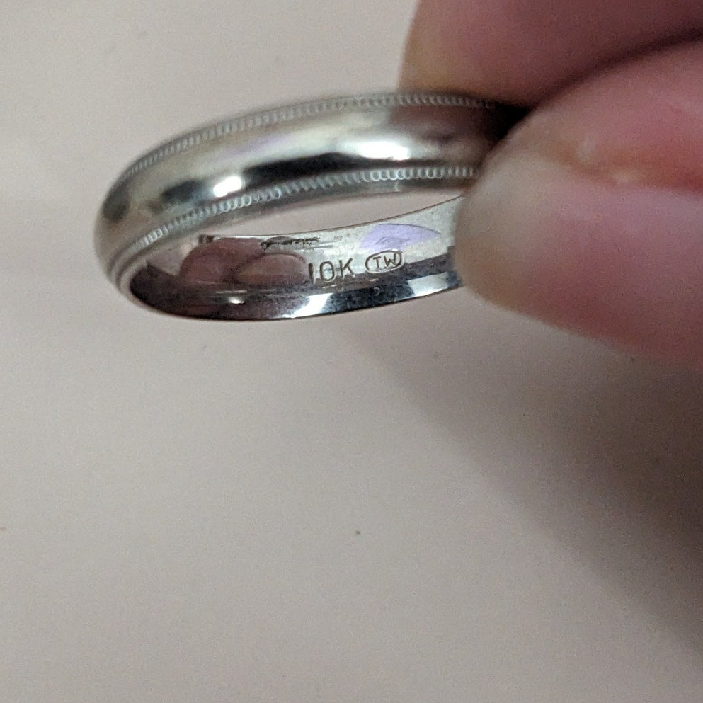 Vintage 10k White Gold "Our Love Is Eternal" Engraved Simple Wedding Band Size 7