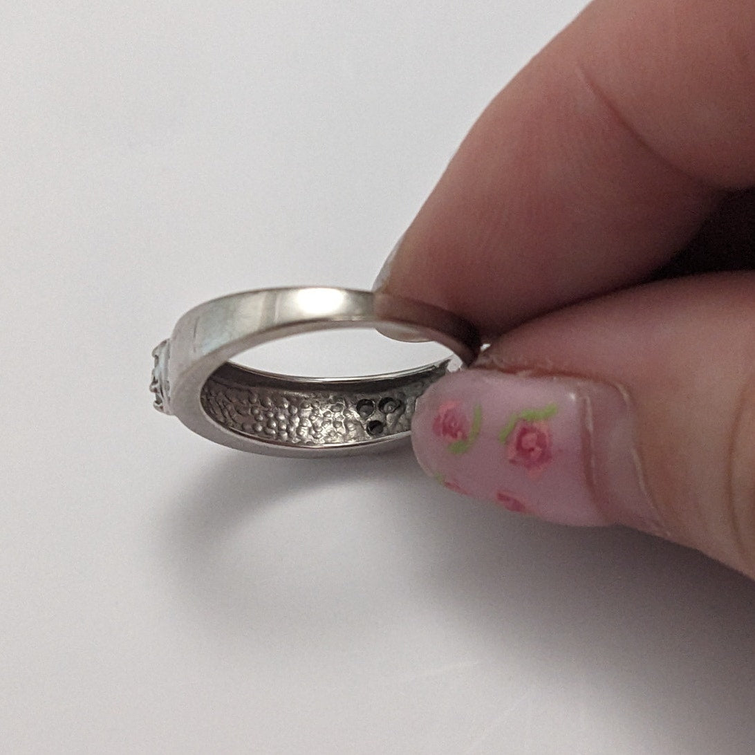 Preowned 10k White Gold "LOVE" Hearts Ring with 0.12ct Diamonds Size 6.75