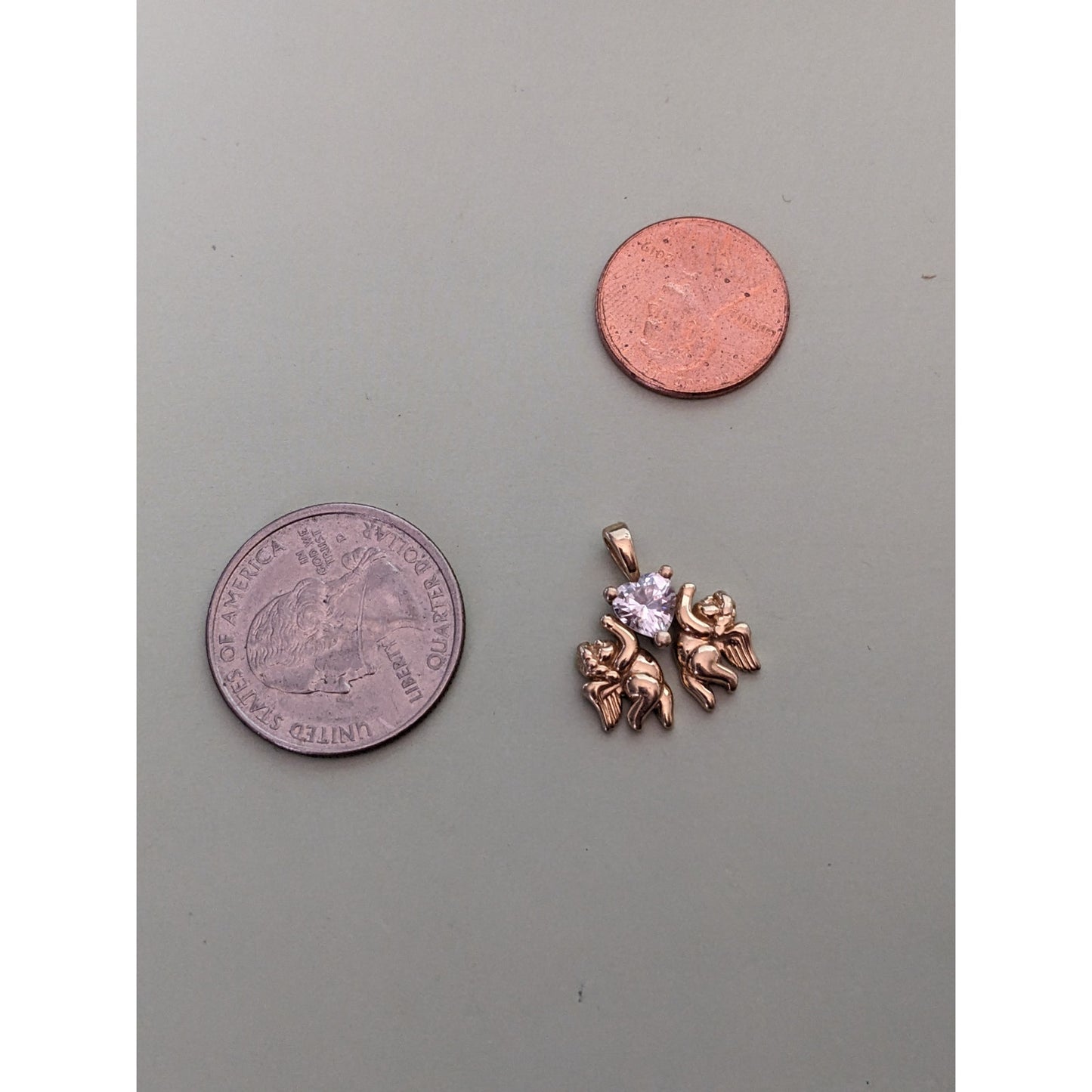 Vintage 14k Yellow Gold Cherubs Holding CZ Heart Pendant