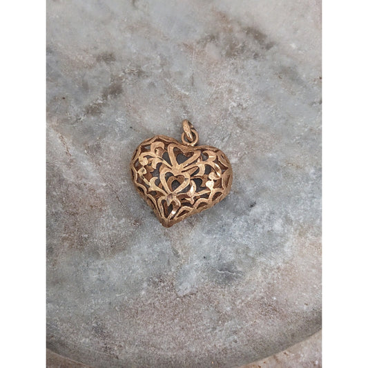 Vintage 14k Yellow Gold Triple Heart Carved Heart Shaped Pendant Charm