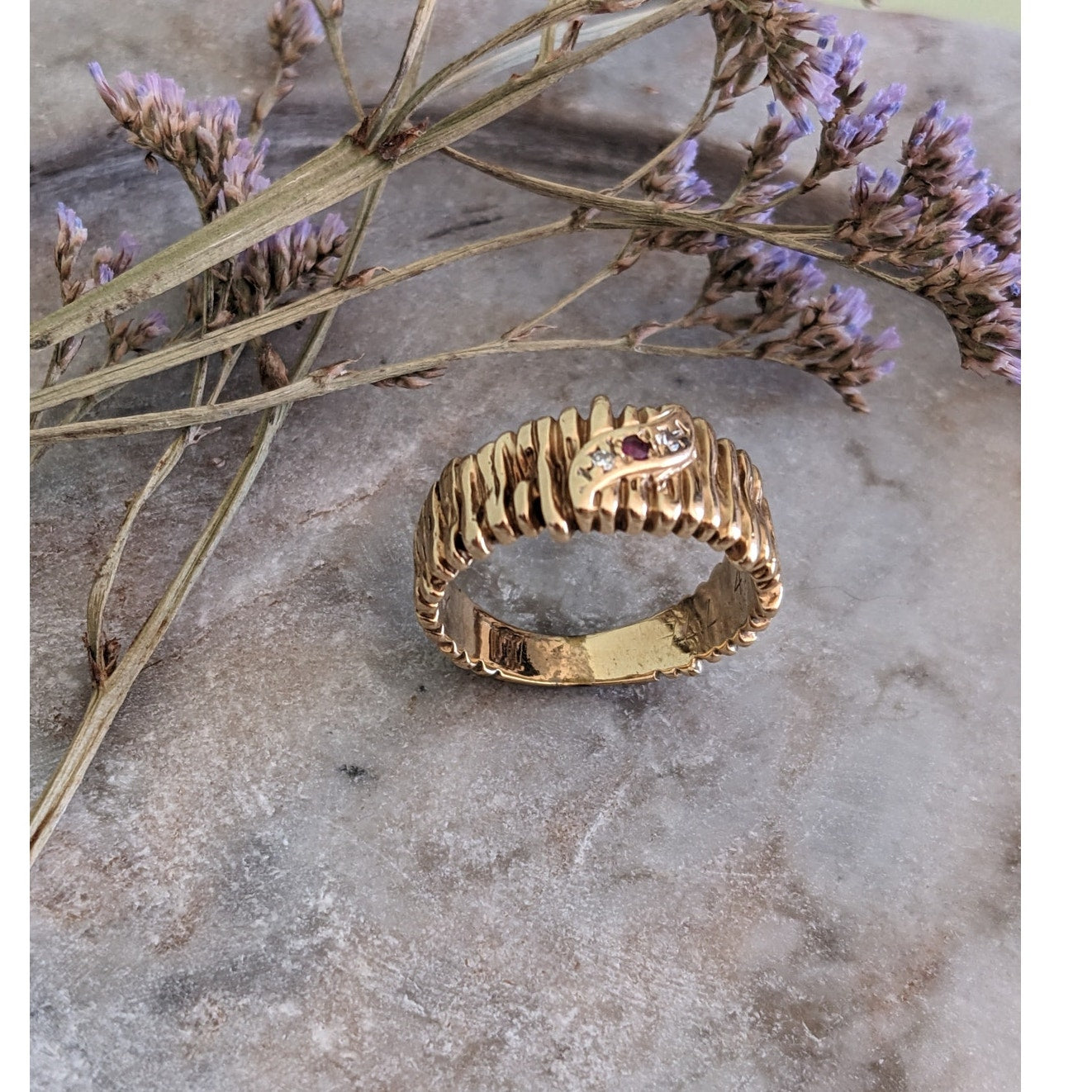 Vintage Unmarked 14k Yellow Gold Abstract Bark Branch Modernist Wide Band Ring