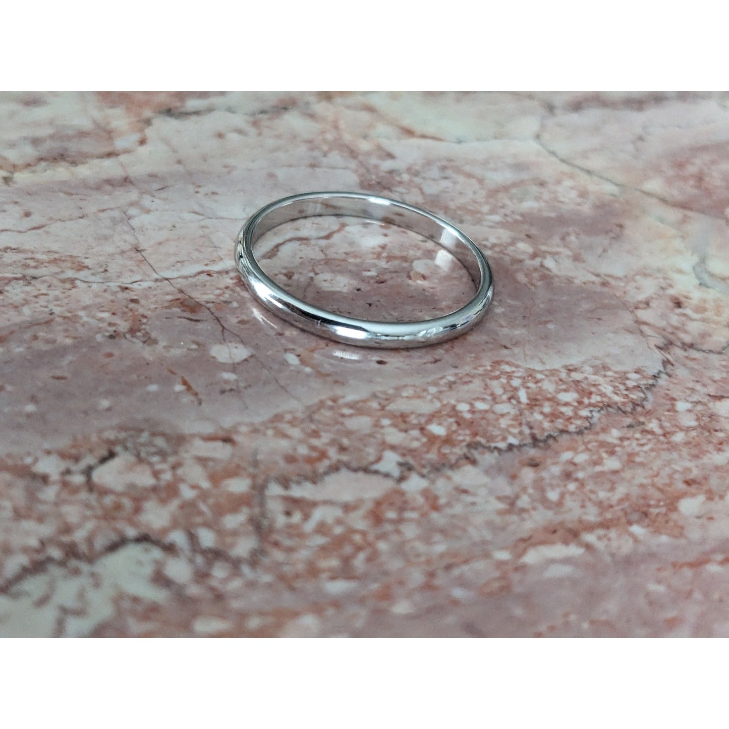 Estate 14k White Gold Thin 2mm Wide Simple Dainty Wedding Band Ring Size 8.75