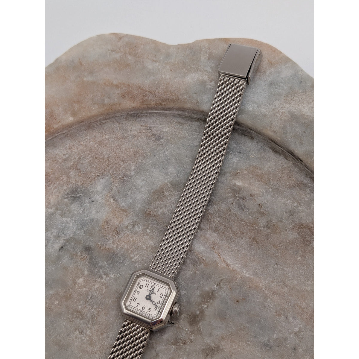 Vintage 1998 Citizen Silver Tone Petite Dainty Square Dial Quartz Watch