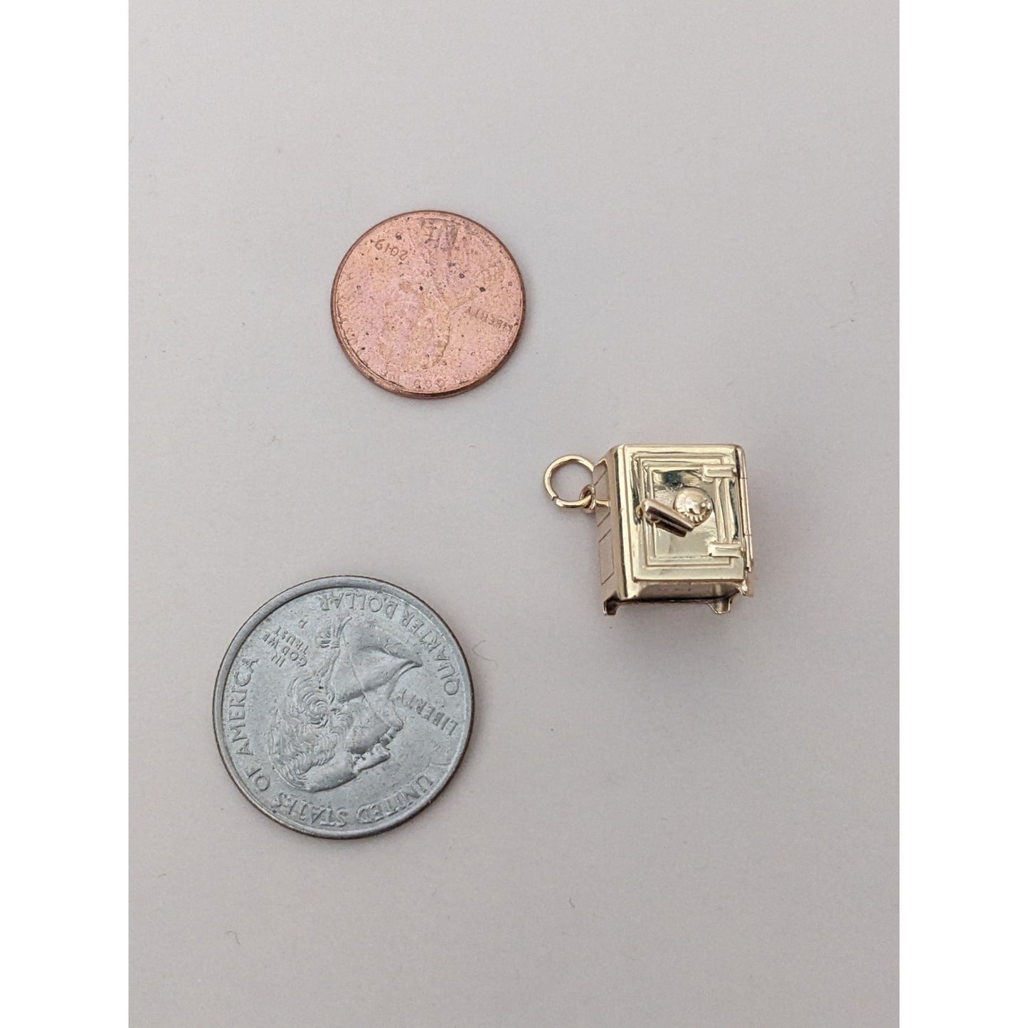 Vintage 14k Yellow Gold Articulated Miniature Safe Vault Charm Pendant