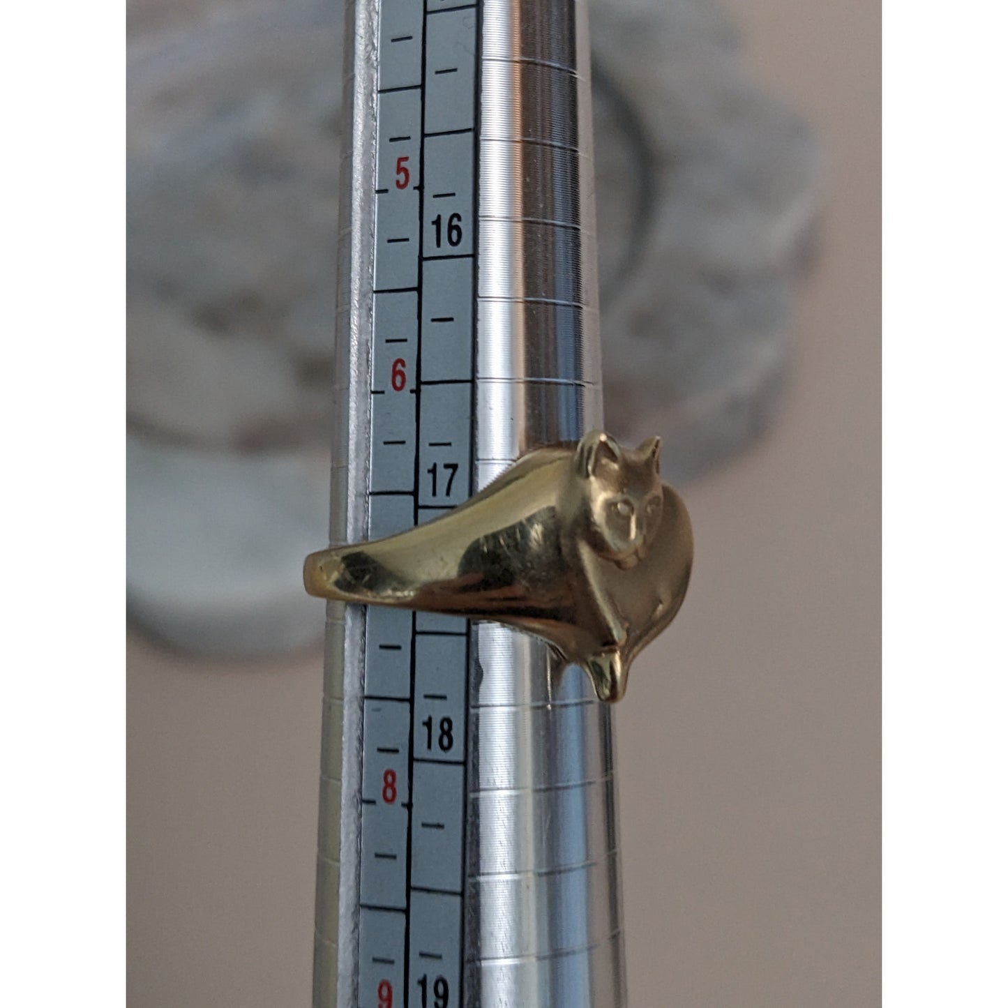 Vintage 14k Yellow Gold Heart Shaped Cat Ring Size 7