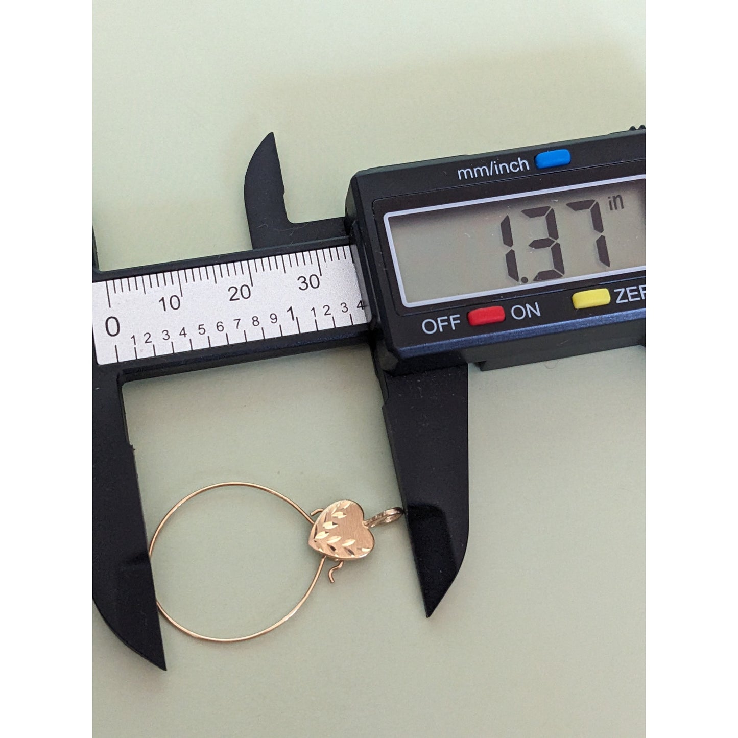 Vintage 14k Yellow Gold Mini Dainty Etched Heart Charm Holder Pendant