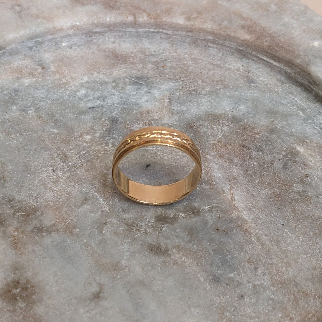 Vintage 14k Yellow Gold Wedding Band Ring Size 6 3.36g