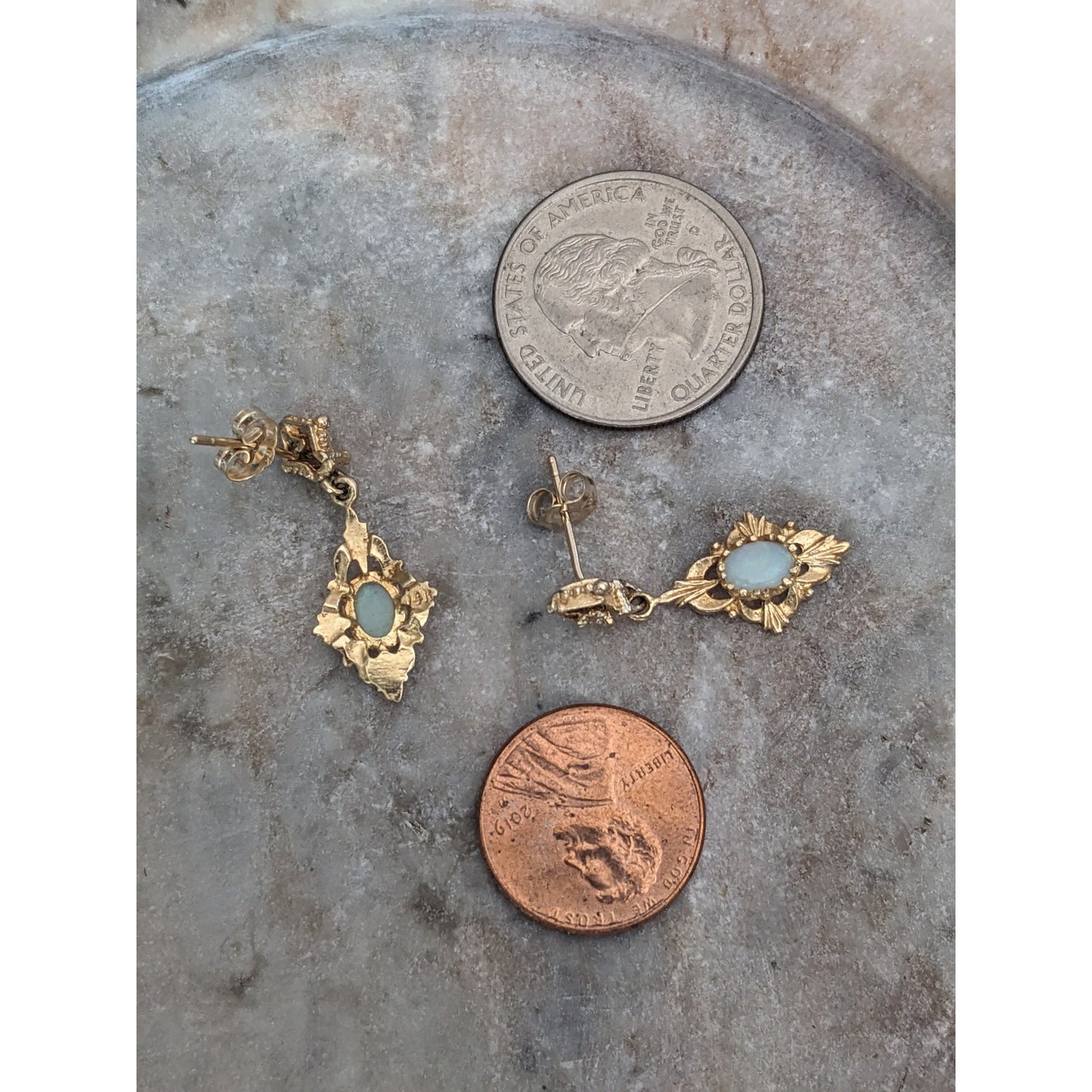 Vintage 14k Yellow Gold with Lab Opals Drop Dangle Earrings