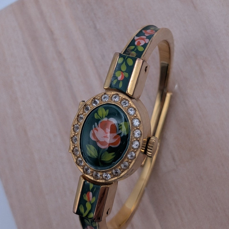 Vintage Chandler Gold Tone Manual Peekaboo Watch Green Enamel Red Flower