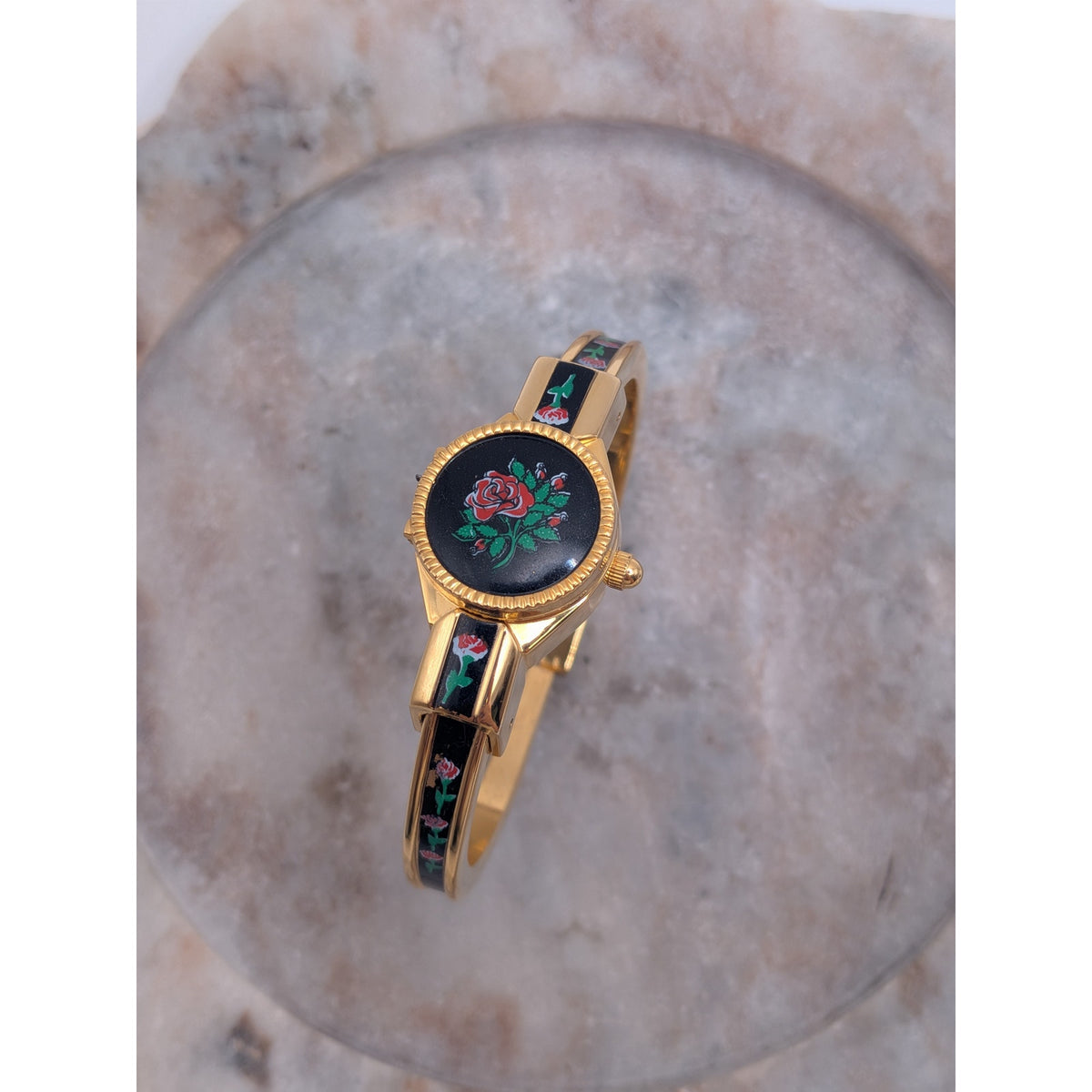 FLAW Vintage Giuliano Gold Tone Peekaboo Watch Black Enamel Red Flowers