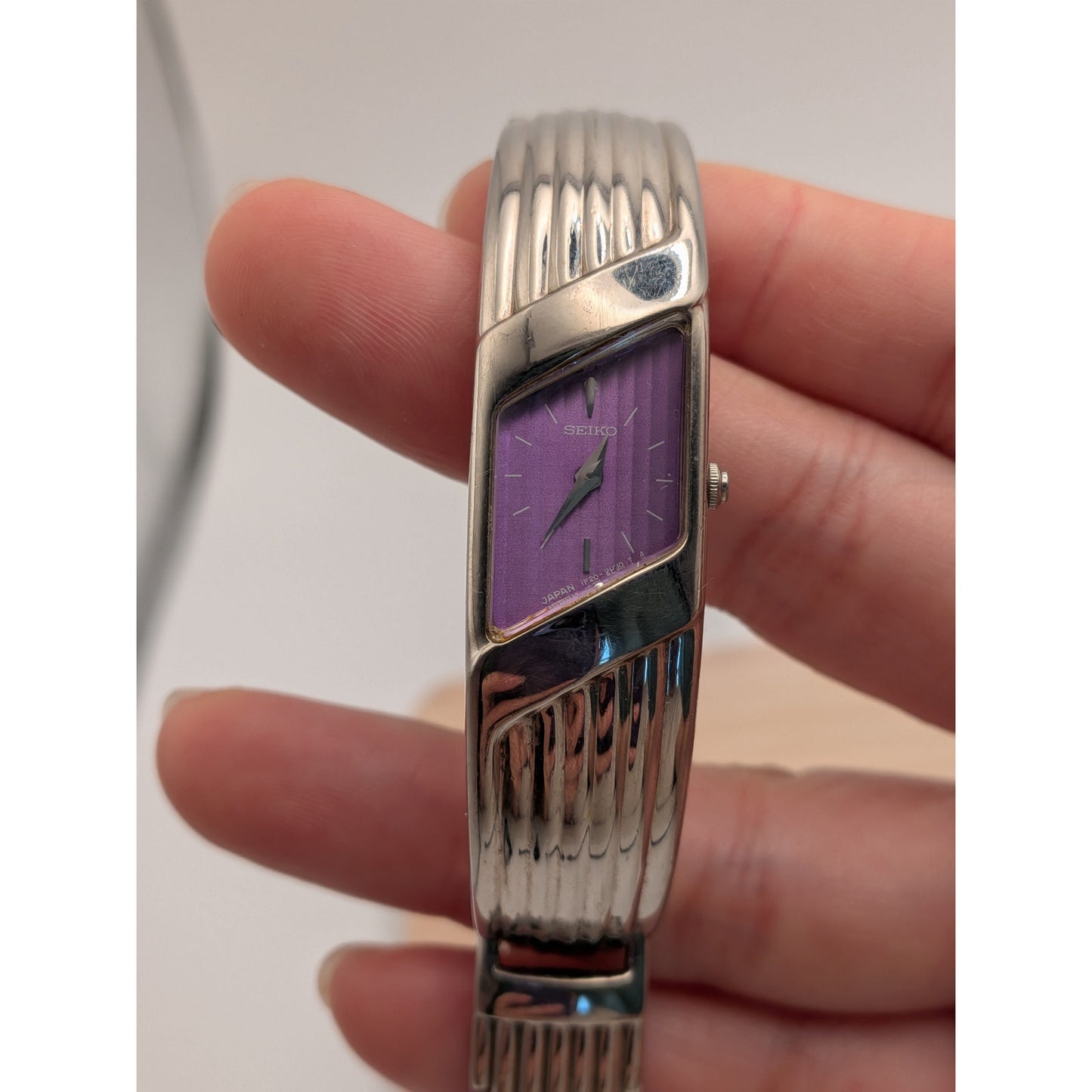 Vintage Seiko Rivoli Silver Tone Asymmetrical Watch Purple Dial