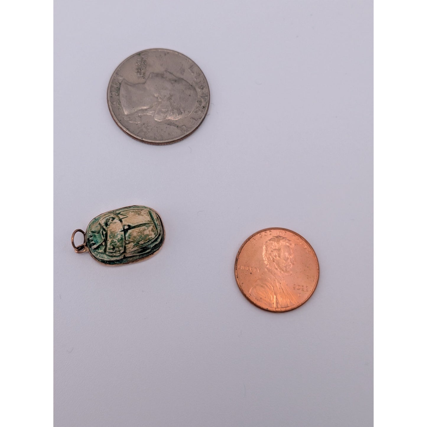 Vintage 10k Unmarked Carved Scarab Beetle Charm Pendant
