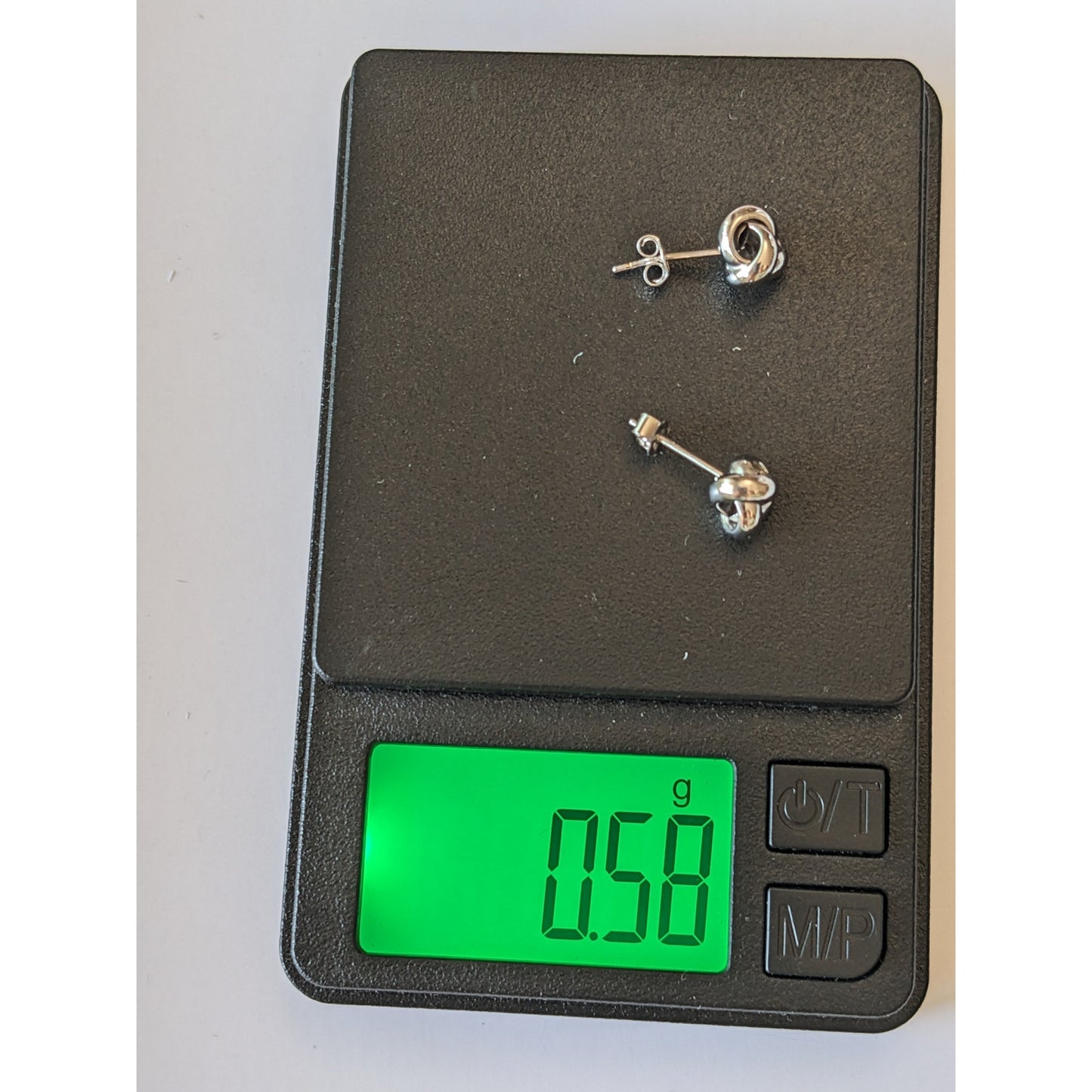 Vintage 14k White Gold Italy Love Knot Stud Earrings 0.58g