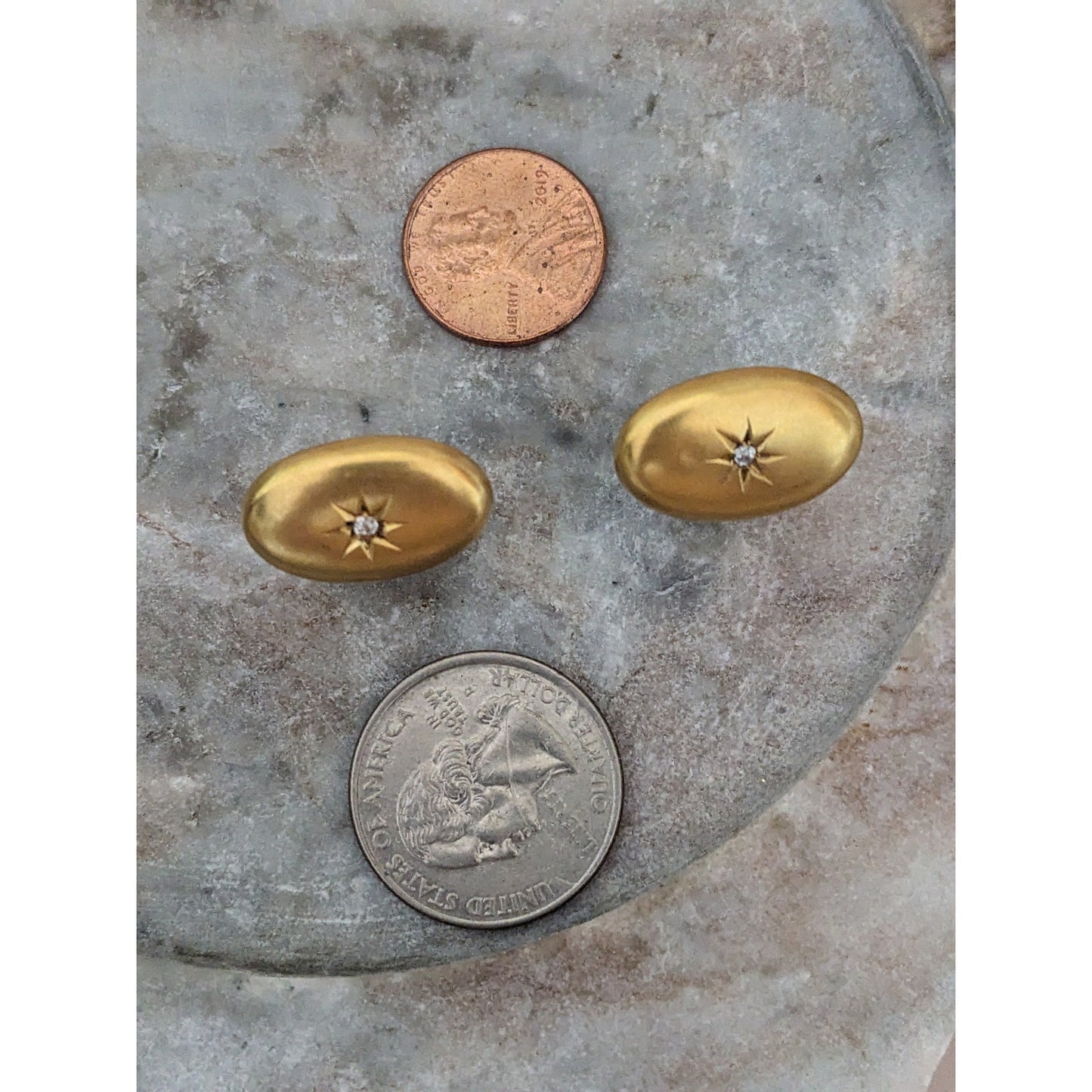 Vintage Unmarked 10k Yellow Gold Cuff Links with Tiny Starburst Diamond Accent
