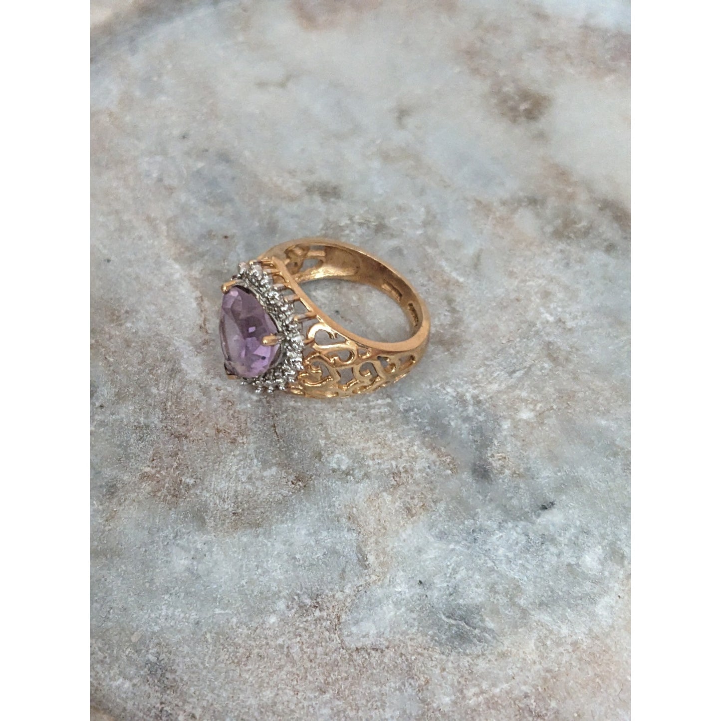 Vintage 10k Yellow Gold Ring Light Amethyst Stone Heart Cutouts Size 6.25