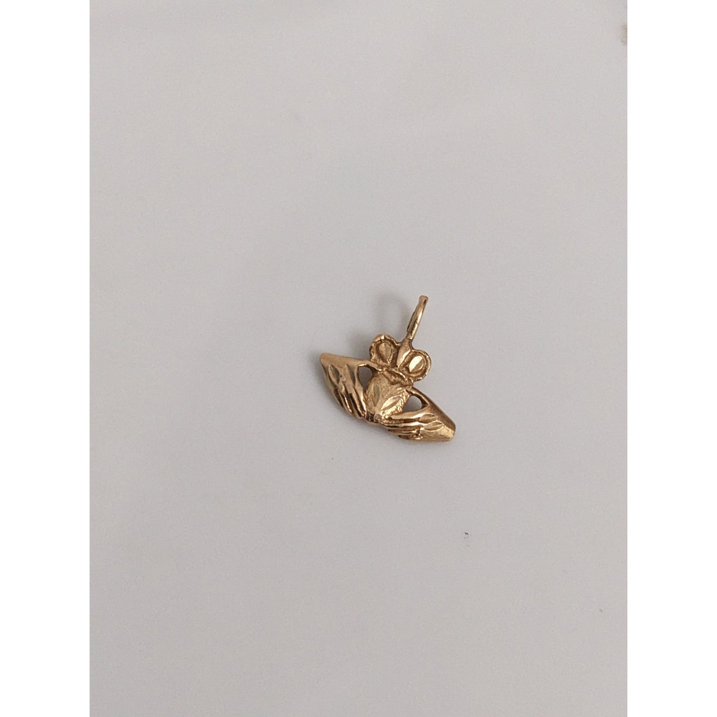 Vintage 14k Yellow Gold Claddagh Crown Heart Pendant
