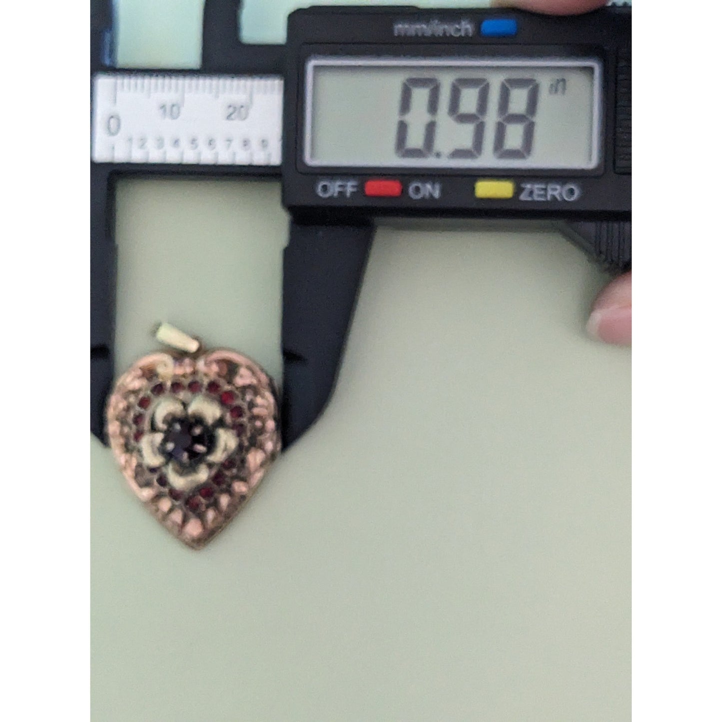 Vintage Unmarked 10k Yellow Gold Heart Locket with Flower and Red Stones