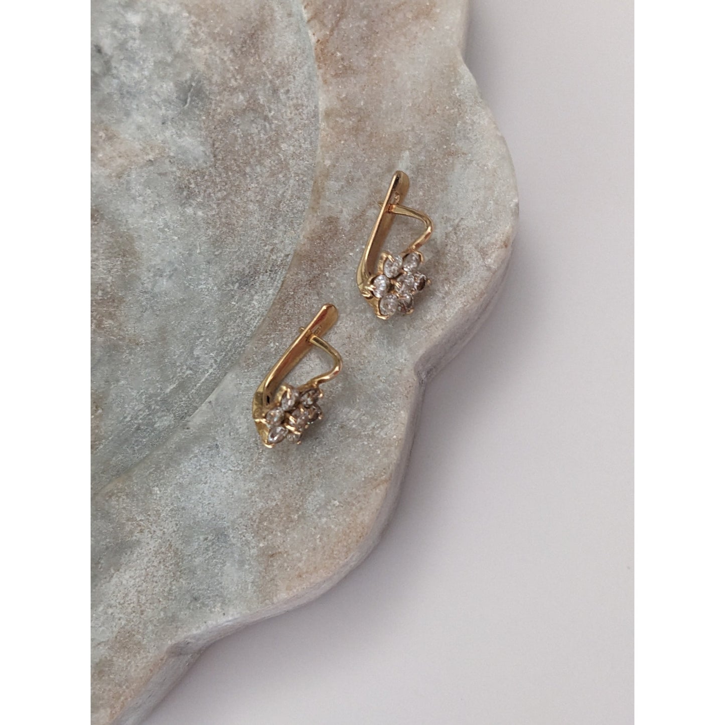 Vintage 14k Gold Dangle Accent Stones Flower Cluster Earrings