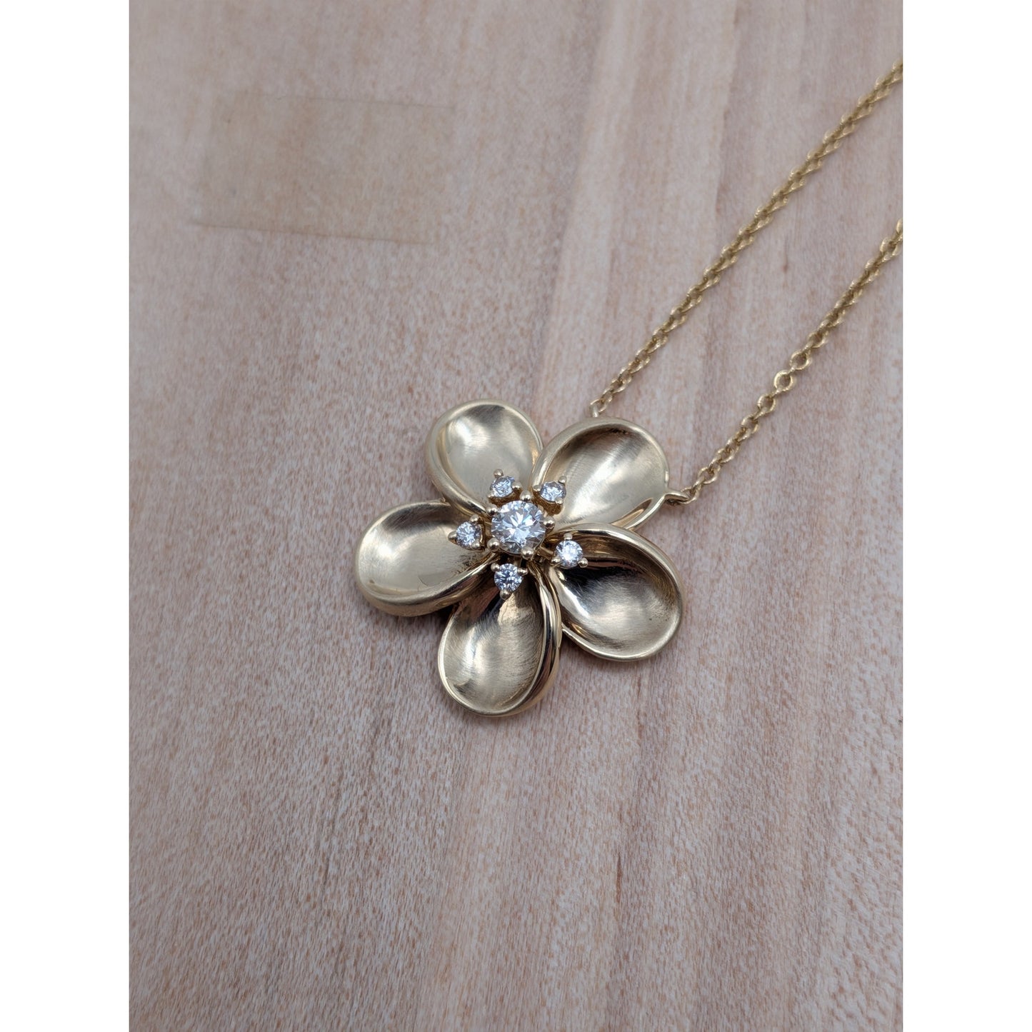 Estate 14k Gold Diamond Flower Pendant Necklace w/ Extender 16 or 18in
