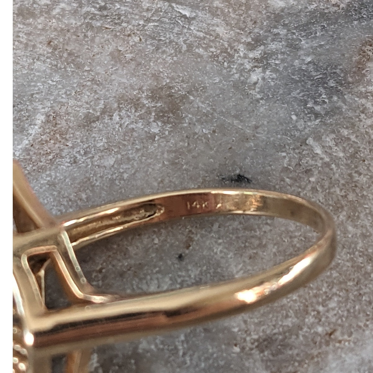 Vintage 14k Yellow Gold Green Tourmaline Ring Suze 7US