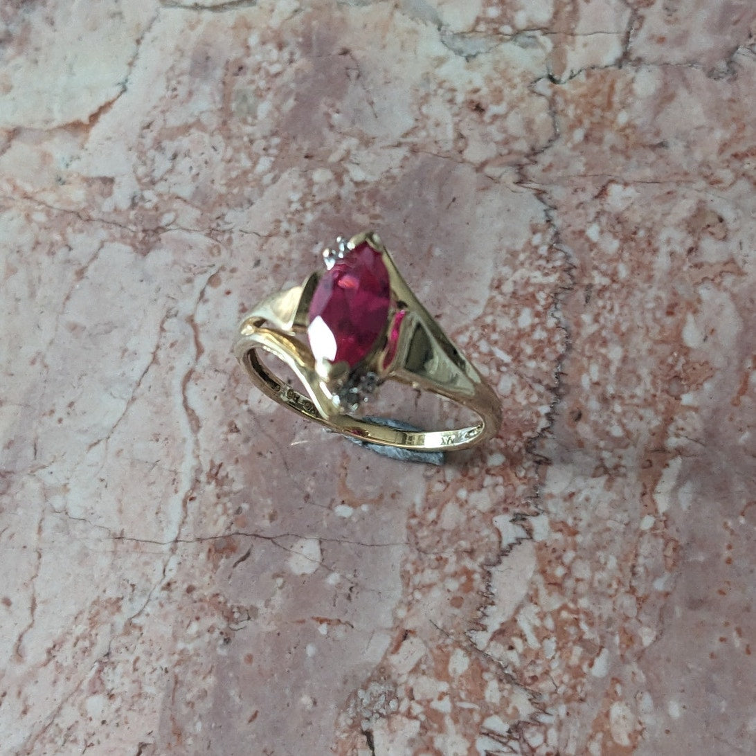 Vintage 10k Yellow Gold Faux Marquise Ruby Ring Size 7