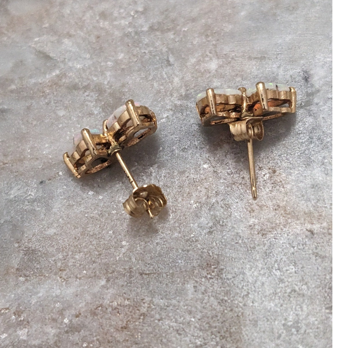 Vintage 14k Yellow Gold Double Opal Hears Stud Earrings