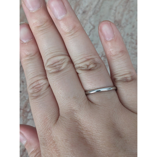 Estate 14k White Gold Thin 2mm Wide Simple Dainty Wedding Band Ring Size 8.75