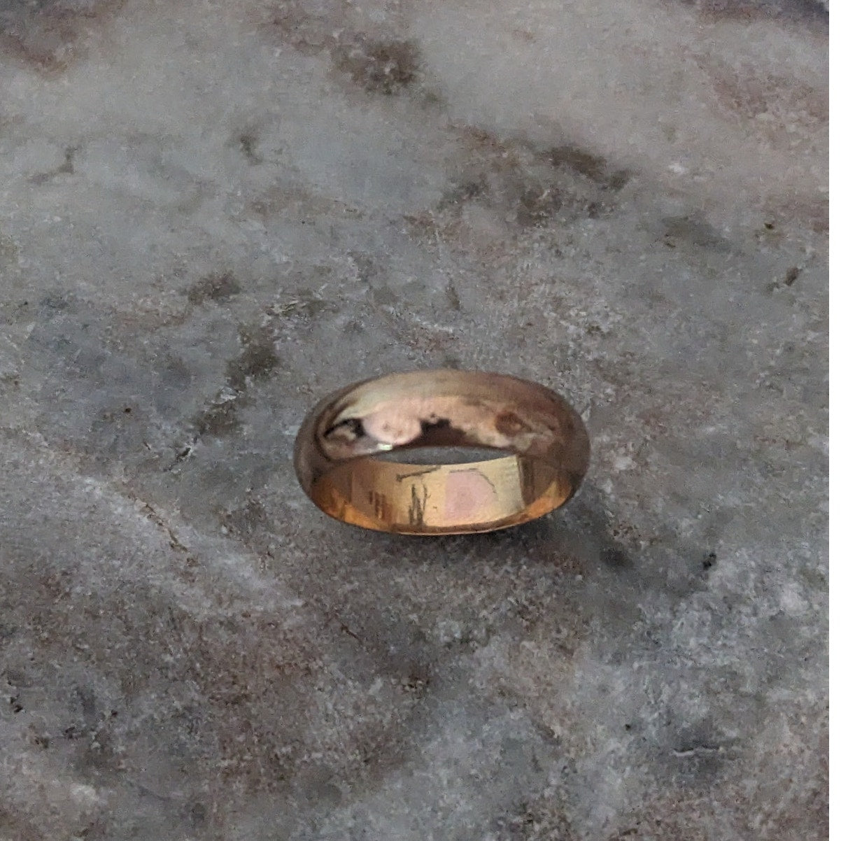Vintage 14k Gold Simple Hollow Wedding Band Ring Size 9.75 (DENTED)