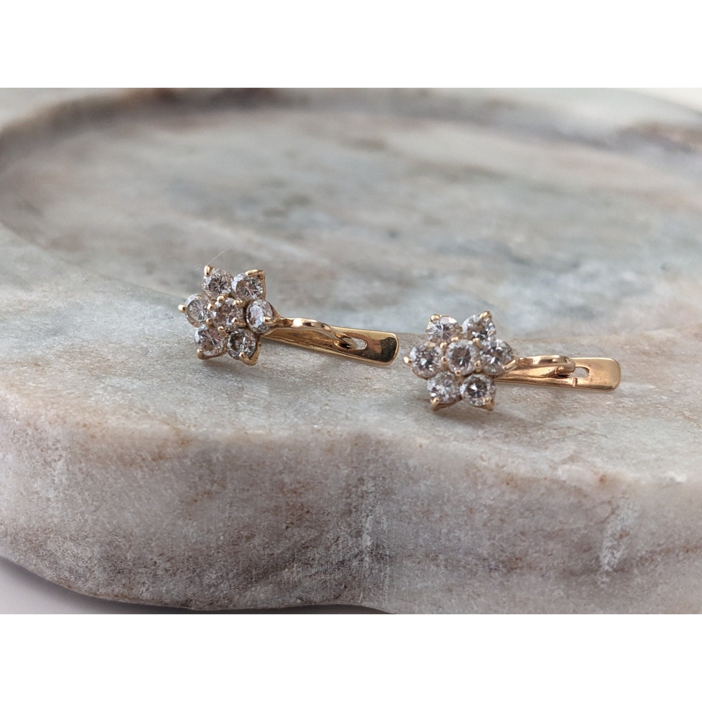 Vintage 14k Gold Dangle Accent Stones Flower Cluster Earrings