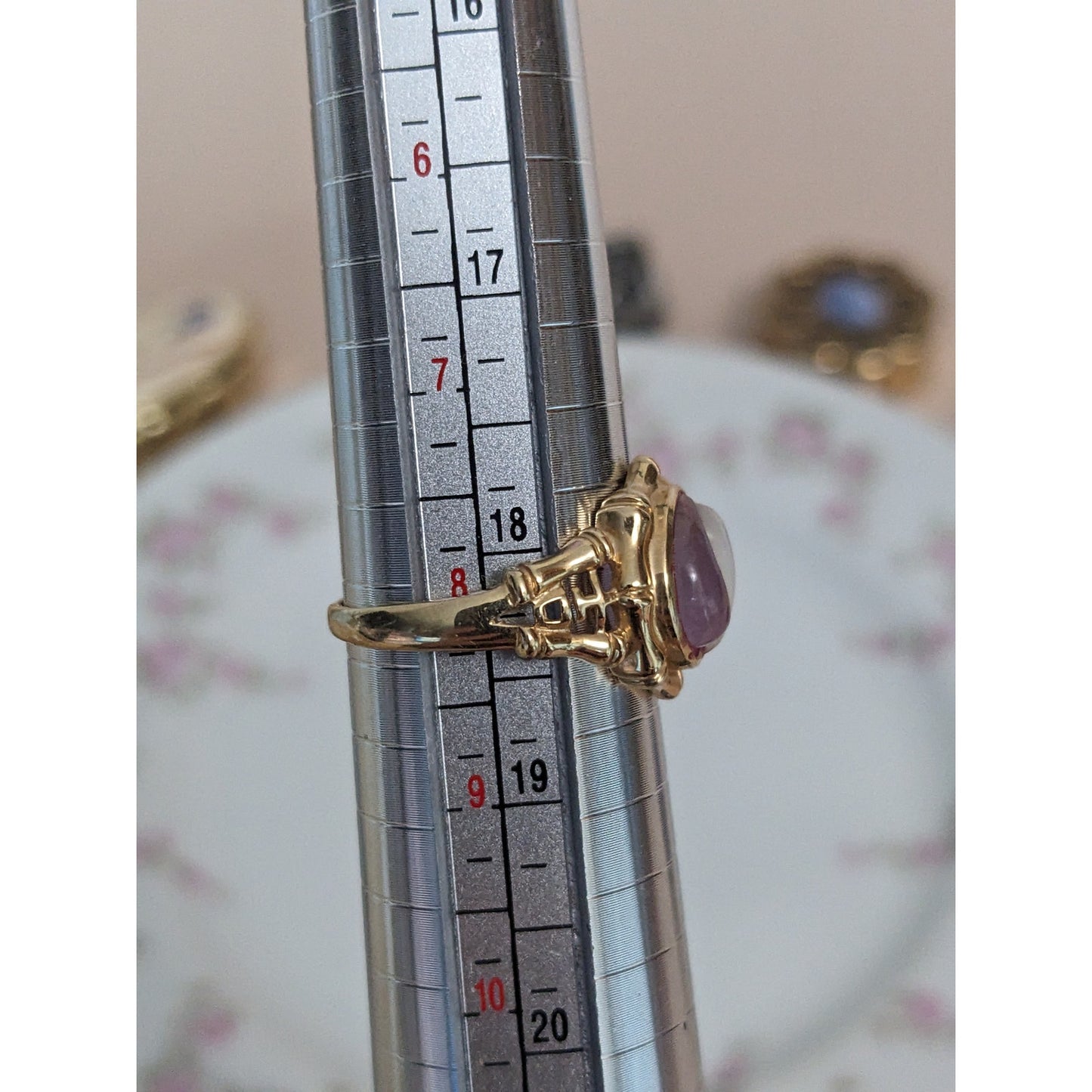 Vintage 14k Yellow Gold Yin Yang (Purple White) Ring Size 8US