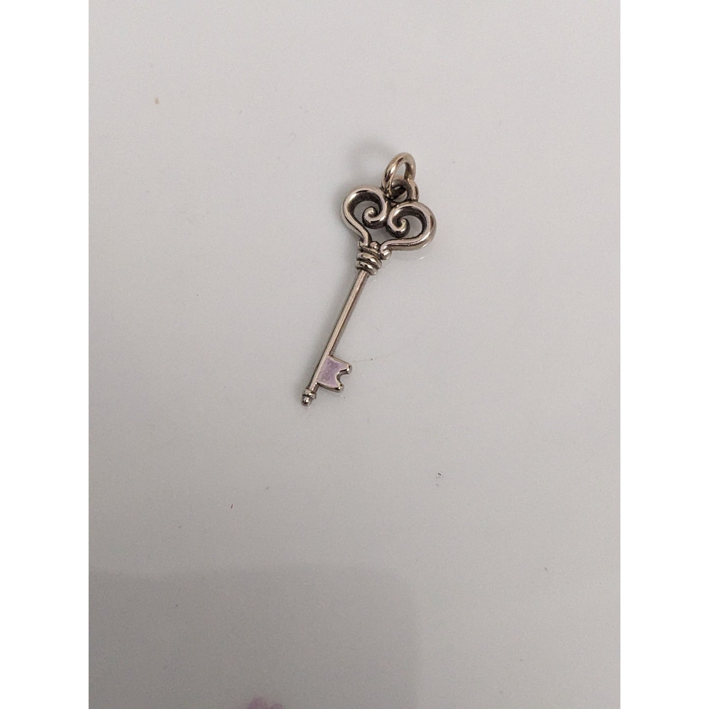 Vintage 14k White Gold Victorian Style Skeleton Key Pendant