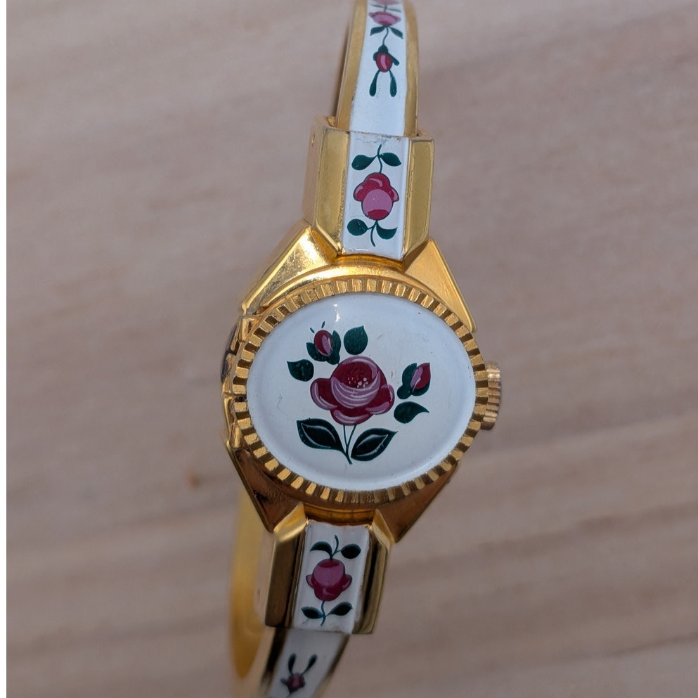 FLAW Vintage Gold Tone Peekaboo Watch White Enamel and Roses