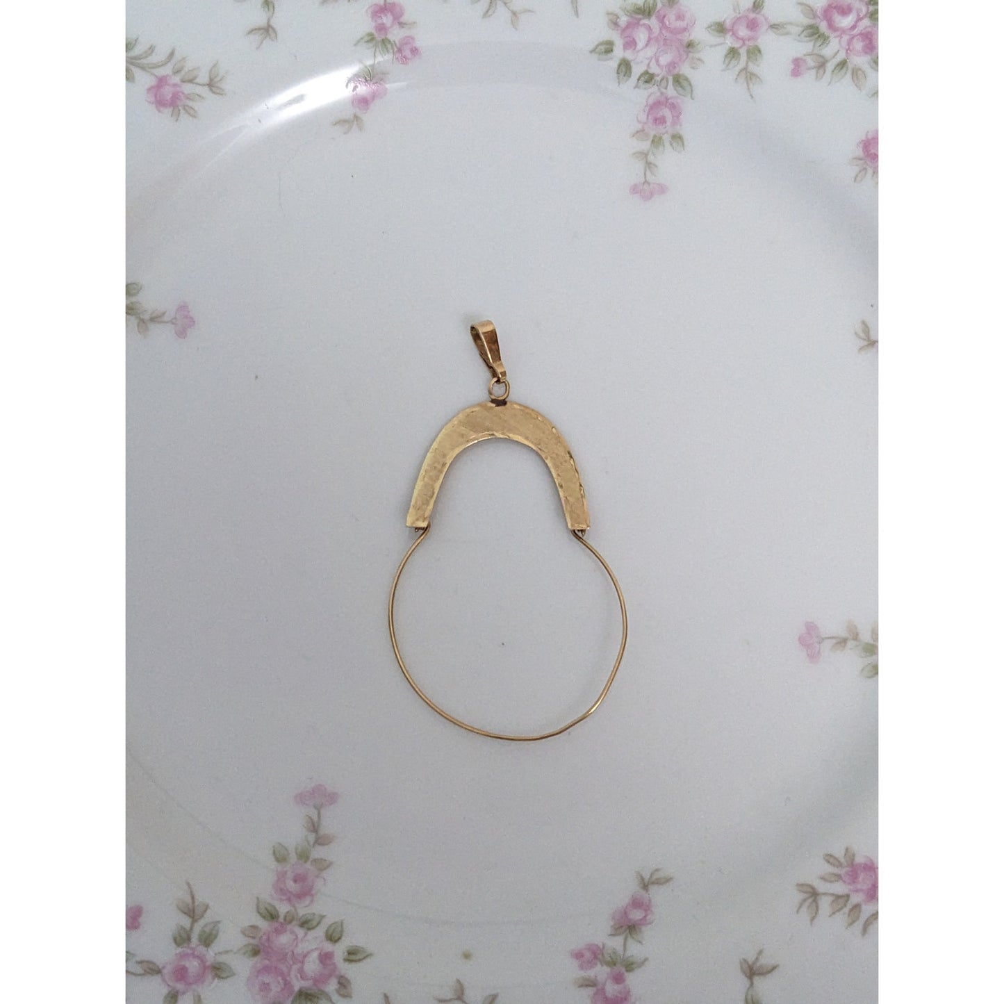 Vintage 14k Yellow Gold House Shoe Charm Holder Pendant