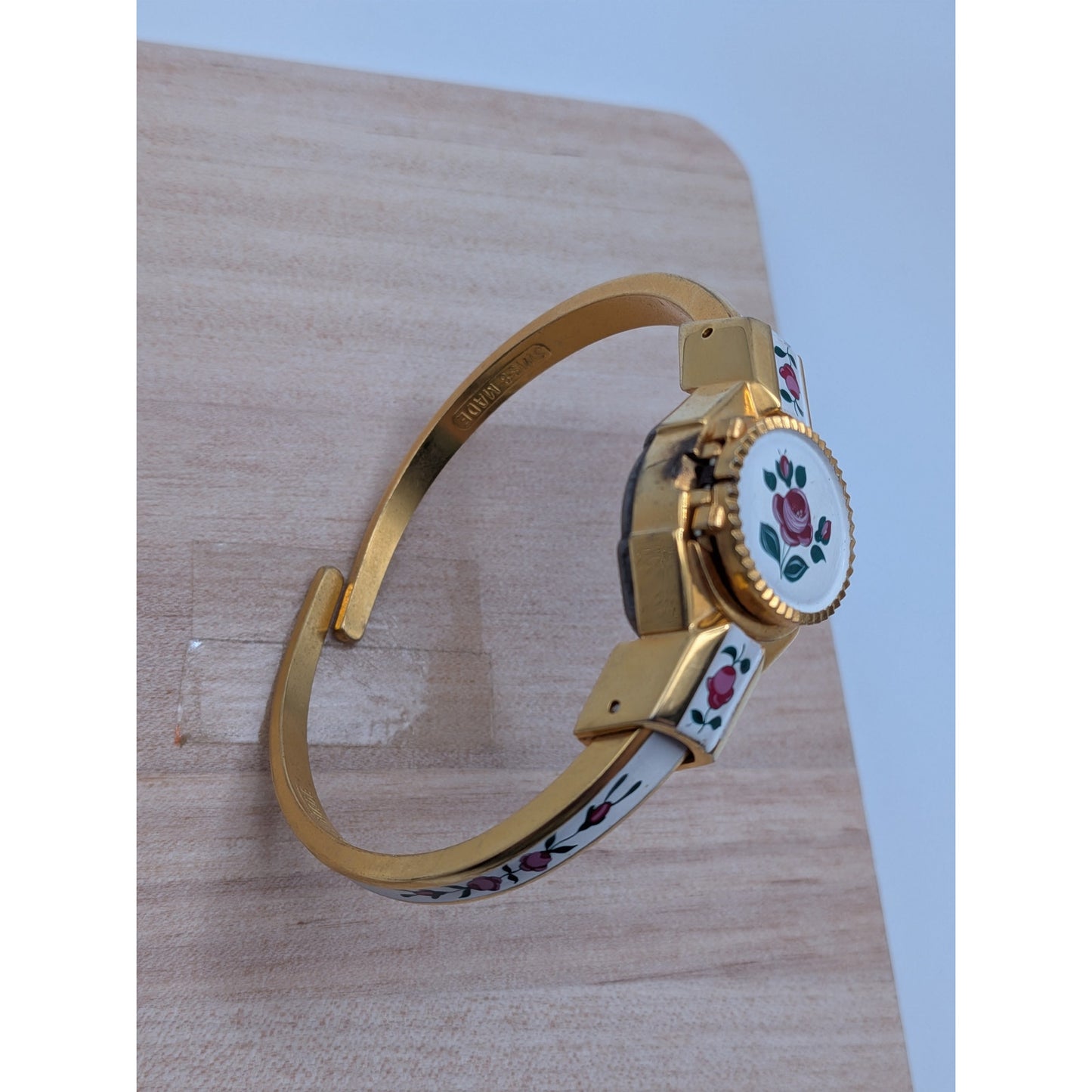 FLAW Vintage Gold Tone Peekaboo Watch White Enamel and Roses