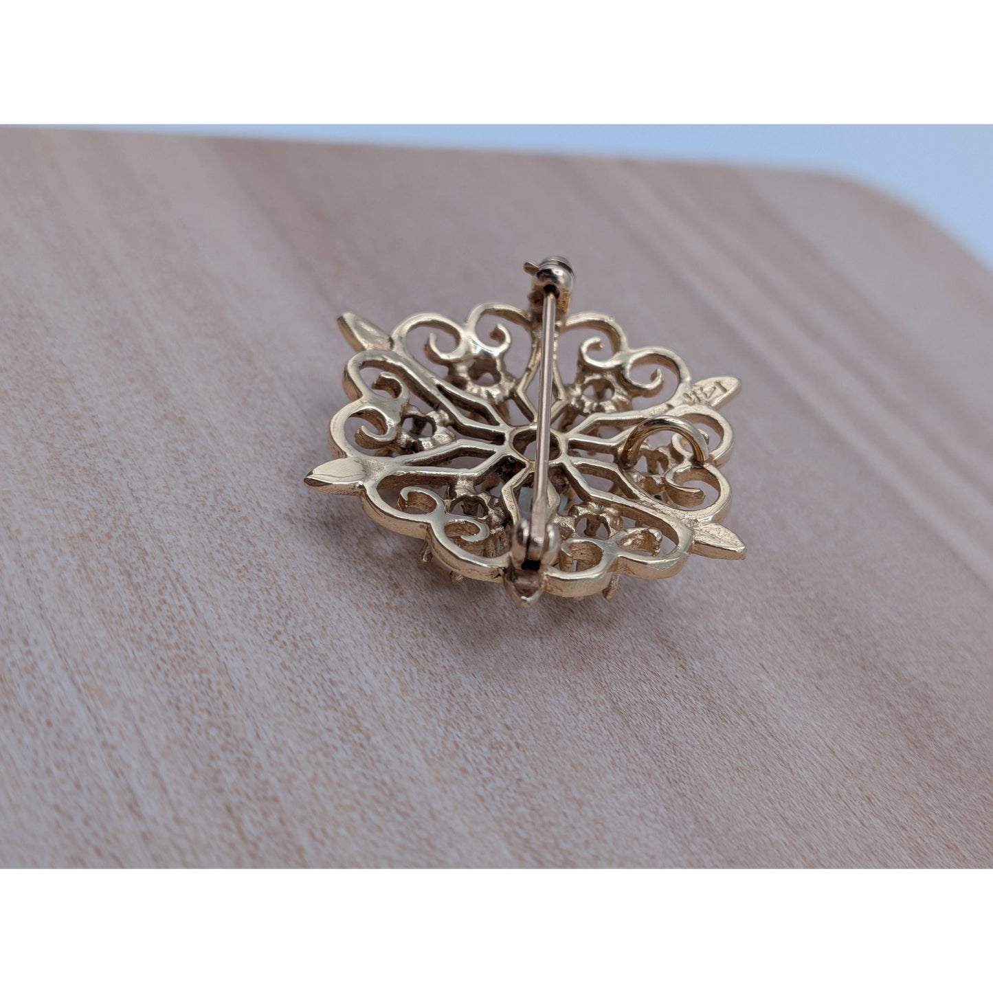 Vintage 14k Yellow Gold Cluster of Opals Flower Brooch or Pendant