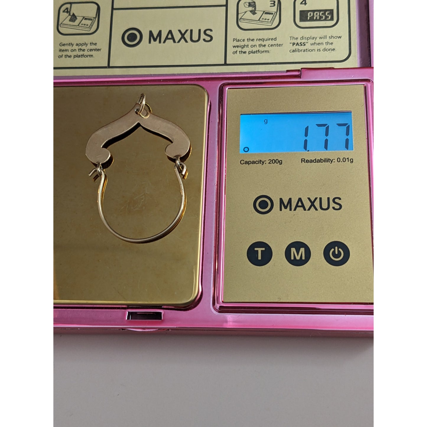 Vintage 14k Yellow Gold Curvy Scalloped Charm Holder Pendant