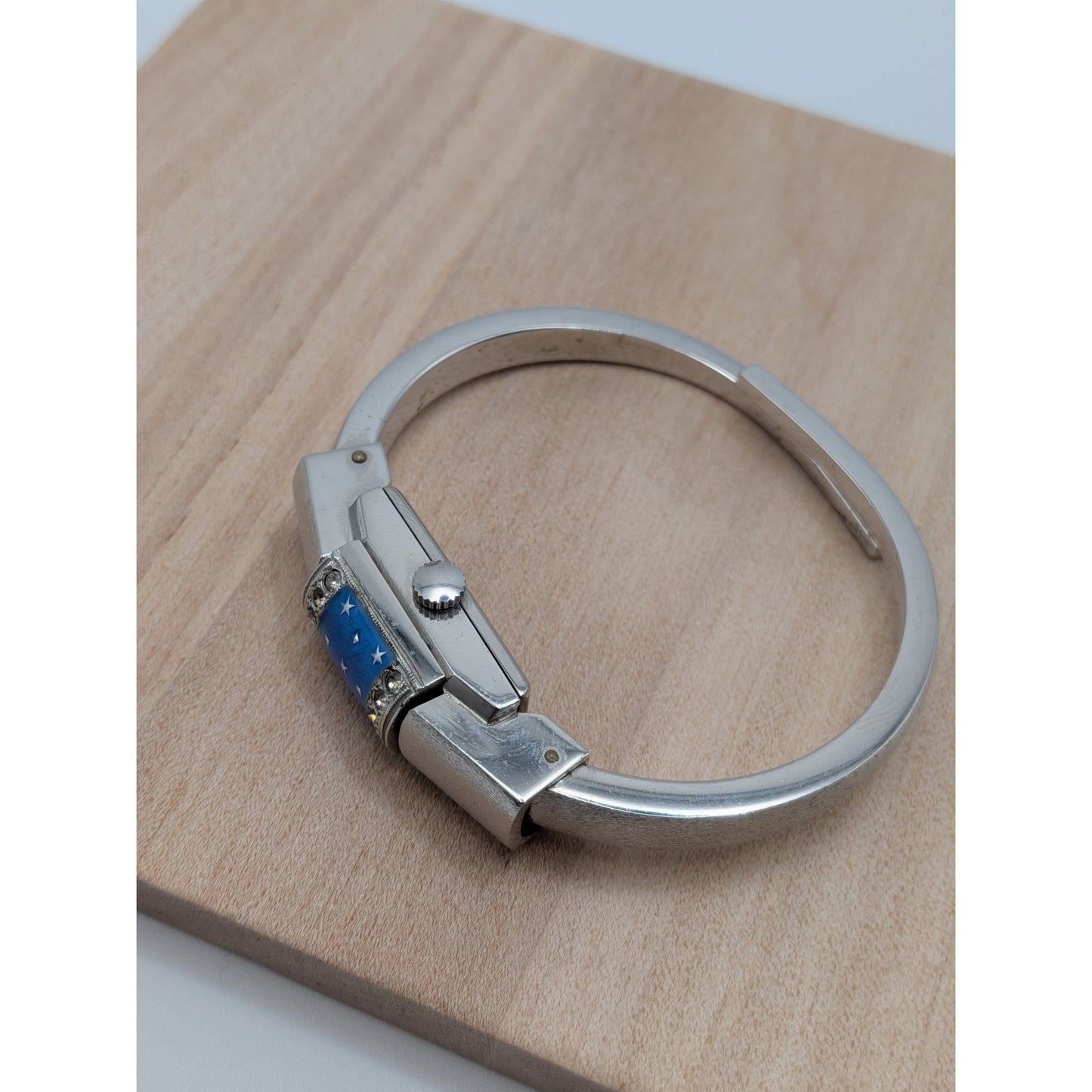 Vintage Chandler Manual Silver Tone Peekaboo Bangle Watch Blue Star Cover