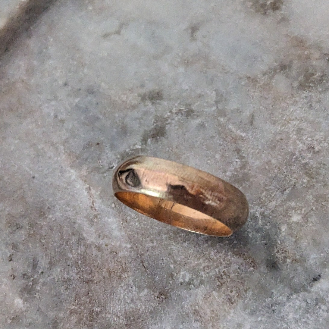 Vintage 14k Gold Simple Hollow Wedding Band Ring Size 9.75 (DENTED)