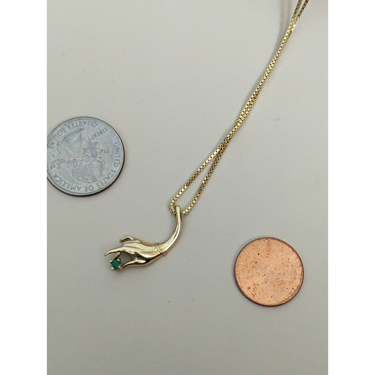 Vintage 14k Yellow Gold Hand Pendant with Green Gem Pendant and Necklace