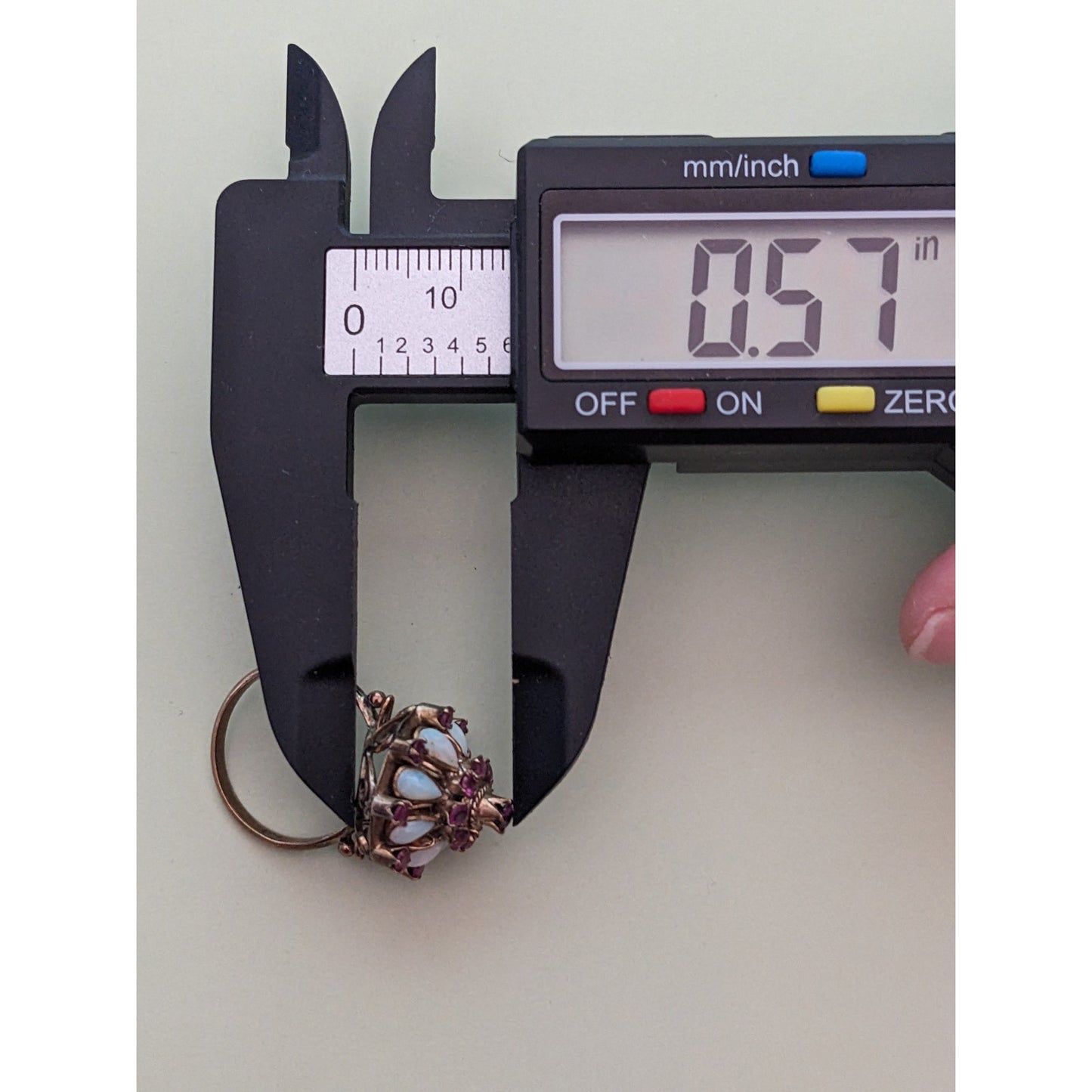 FLAW Vintage 10k Yellow Gold Thai Princess Harem Opal Cluster Ring Size 5.5US