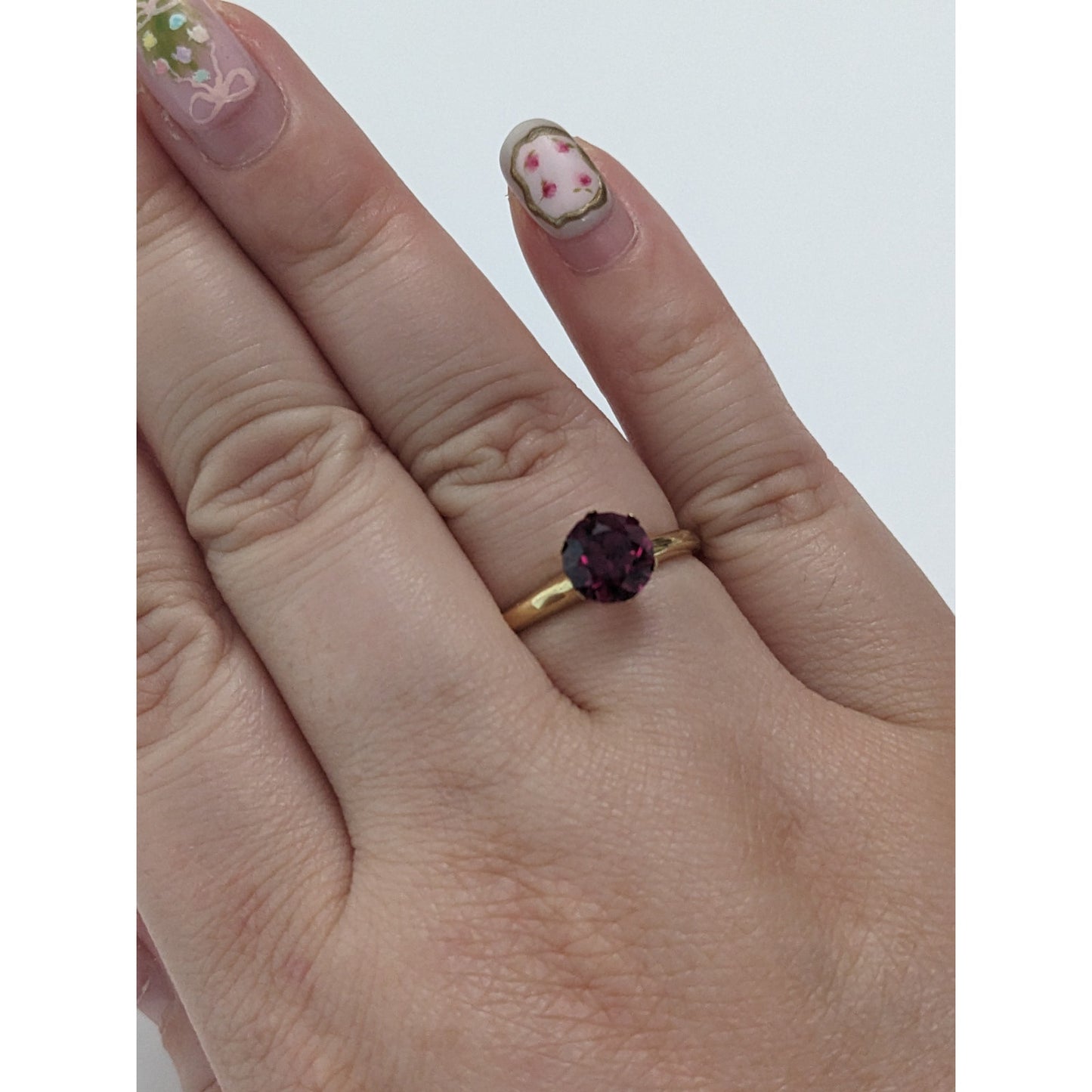 Estate 14k Yellow Gold with Garnet Solitaire Ring Size 7.25