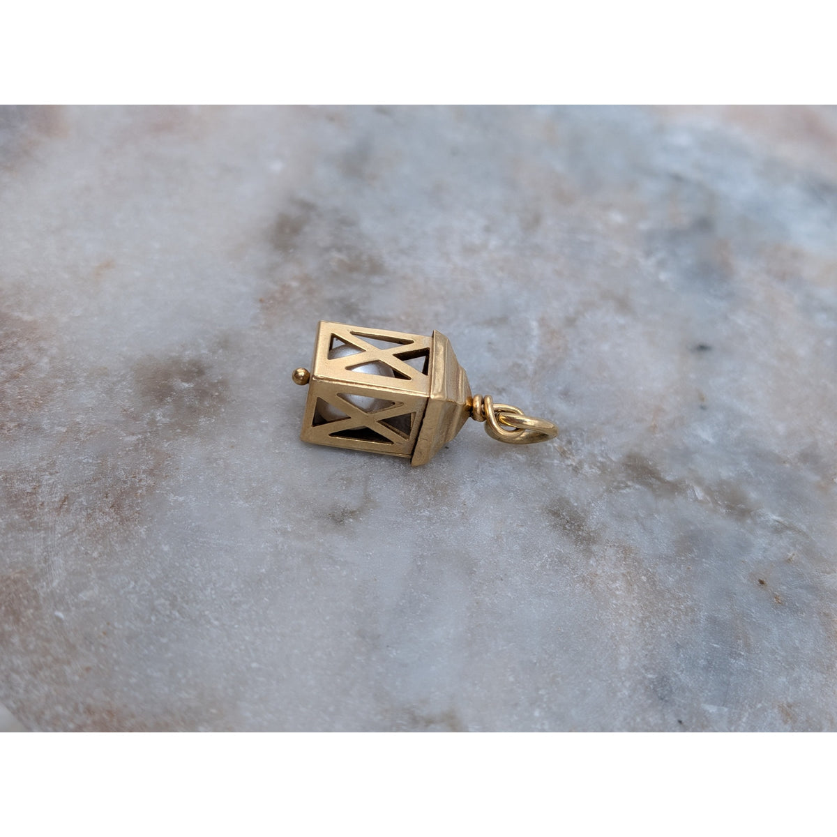 Vintage Unmarked 18k Solid Gold Lantern Holding Pearl Charm w/ Jump Ring (open)