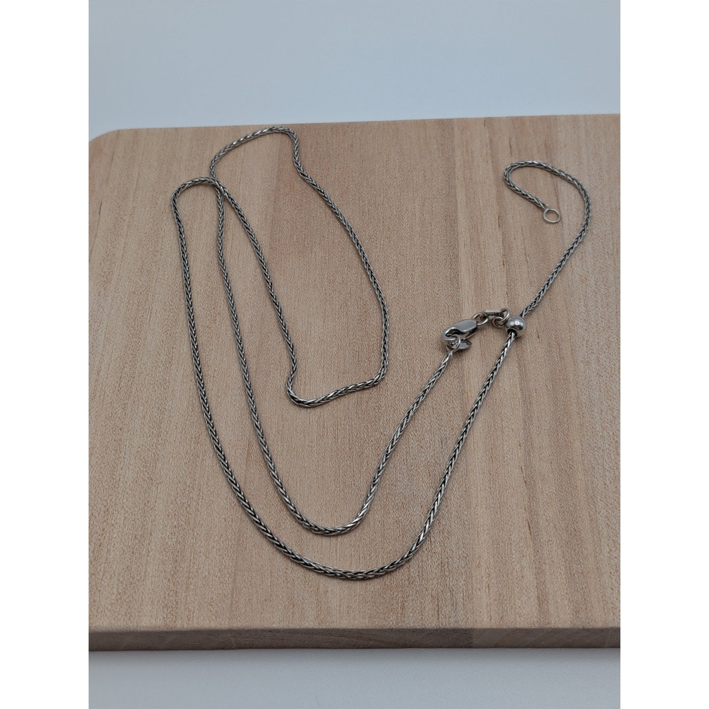 Preowned Versatile 14k White Gold Wheat Chain Necklace Sliding Clasp