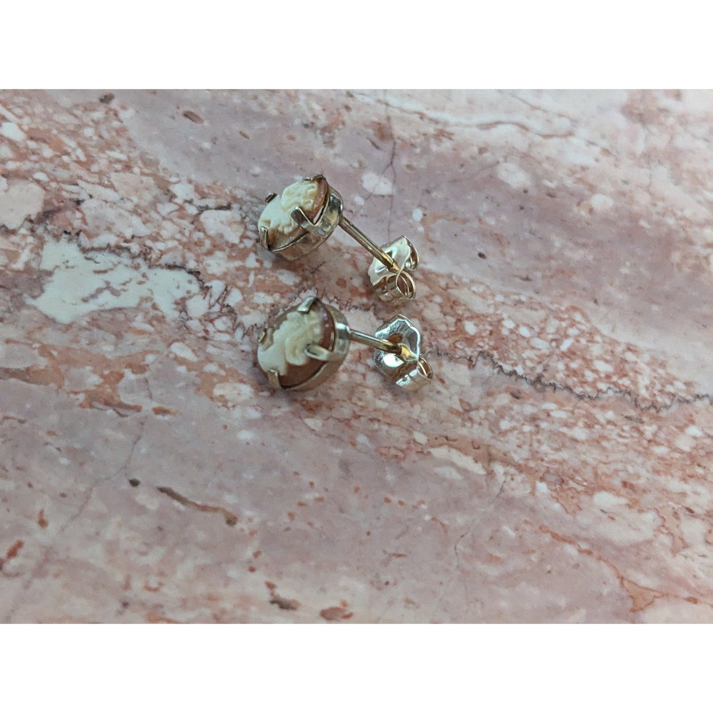 Vintage 10k Yellow Gold Cameo Carved Portrait Stud Earrings