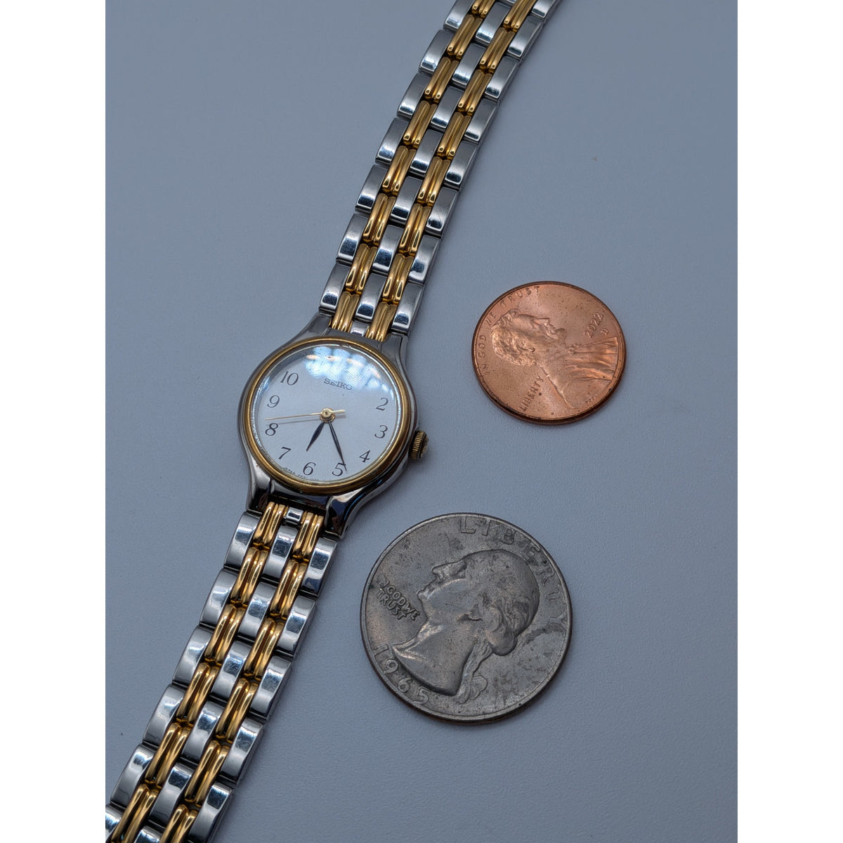 FLAW Vintage 1990s Seiko 4N21-0960 Two Tone Quartz Watch