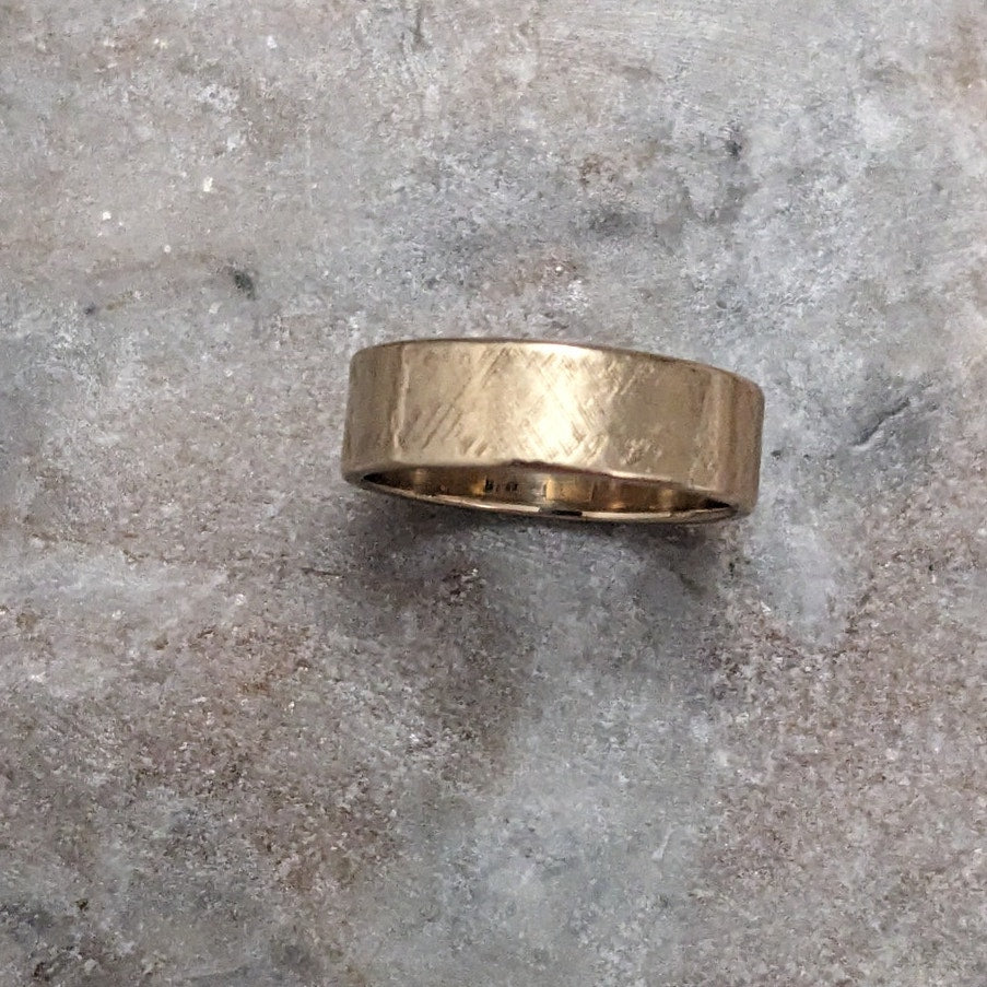 Estate 14k Yellow Gold 5.8mm Wide Grid Hatchet Textured Cigar Band Size 6