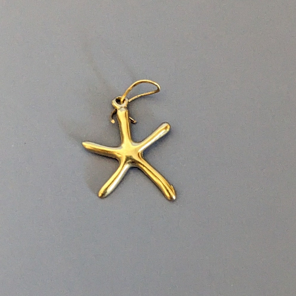 Estate 14k Solid Yellow Gold Starfish Charm